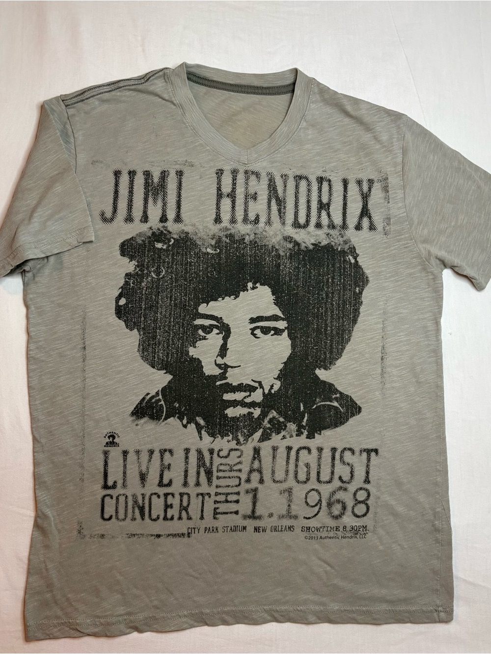 Jimi Hendrix VTG Graphic 1968 Concert V-Neck T-Shirt M
